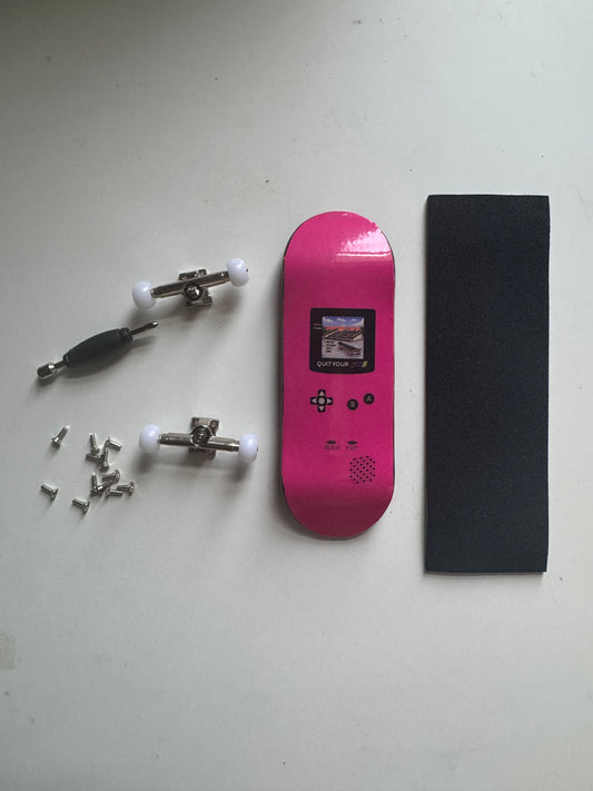 Pink Berry Retro Console Fingerboard Kit – 100 x 32mm
